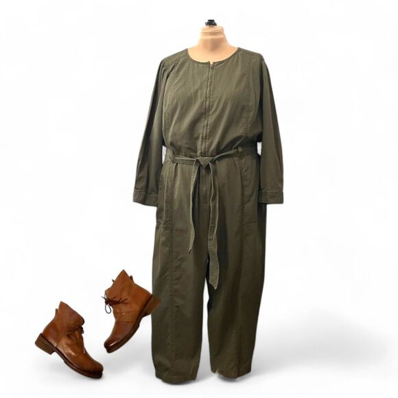 OLD NAVY Long-Sleeve Zip-Front Cropped Utility Jumpsuit Green, NWT! Size 3X - Picture 1 of 7